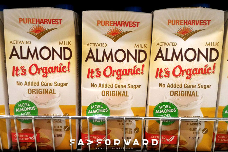ตามหา Almond Milk ทางเลือกดีดีสำหรับคนแพ้นมวัว