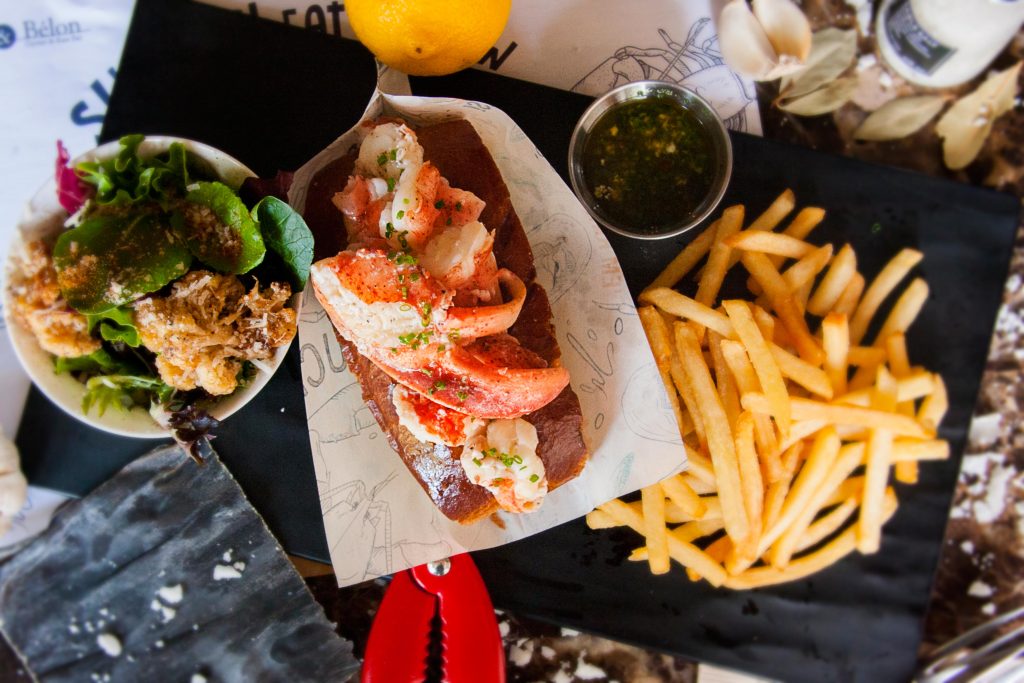 รอเธอที่ เดอะ รอว์ บาร์ หลงระเริง 6 เมนูอาหารทะเล